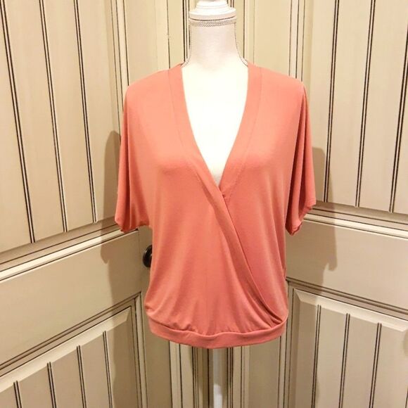 Anthropologie Pink Coral Salmon Wrap Style Top Size Medium Short Sleeve - Picture 1 of 14